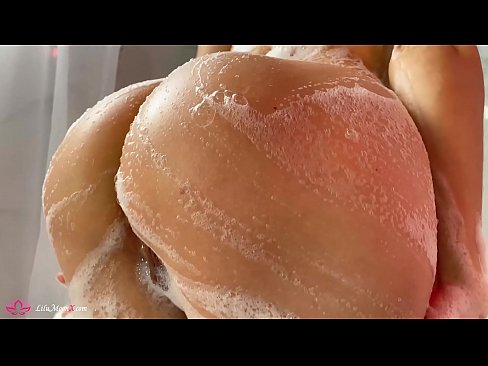 ❤️ Bruneta masturbuje kundu vibrátorem až k intenzivnímu orgasmu ve sprše ❌ Super sex u porna cs.virtsextor.ru ❌