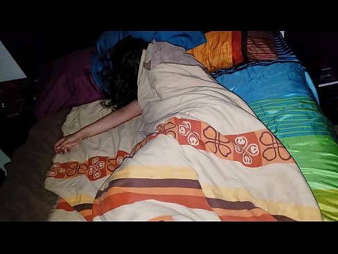 ❤️ Nevlastní syn buzeruje svou mladou nevlastní matku, zatímco ona spí. ❌ Super sex u porna cs.virtsextor.ru ❌